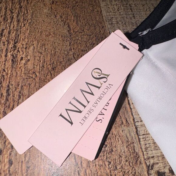 NWT Victoria’s Secret Color block Monokini One-Piece Swimsuit - Picture 7 of 10